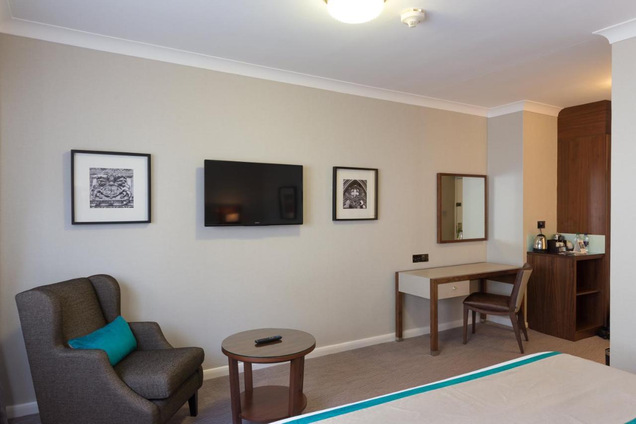 Executive King Room - Non-Smoking